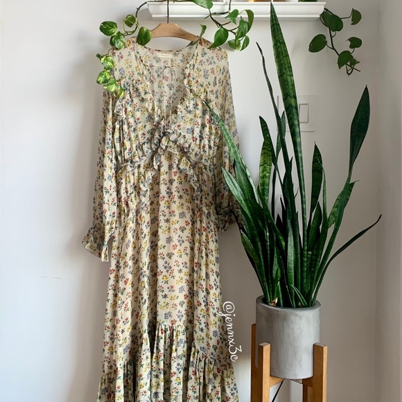 DÔEN Saffron Dress || Bouquet Floral - Picture 15 of 16